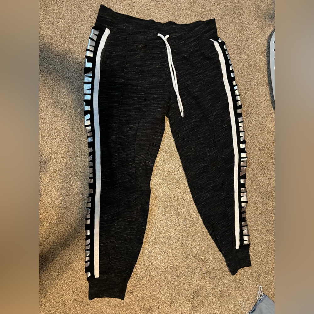 PINK size:medium color:black/coal